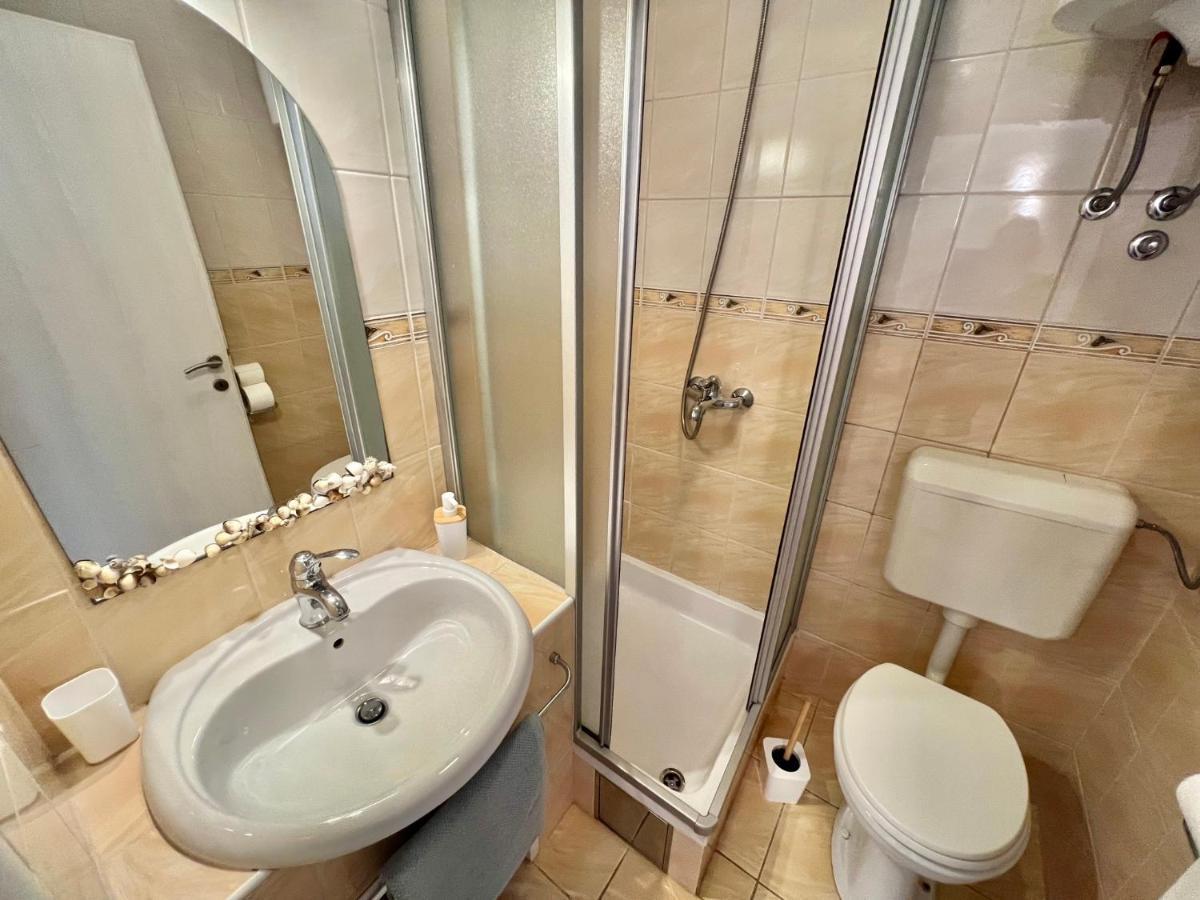 Apartments In Dramalj 45034 Luaran gambar
