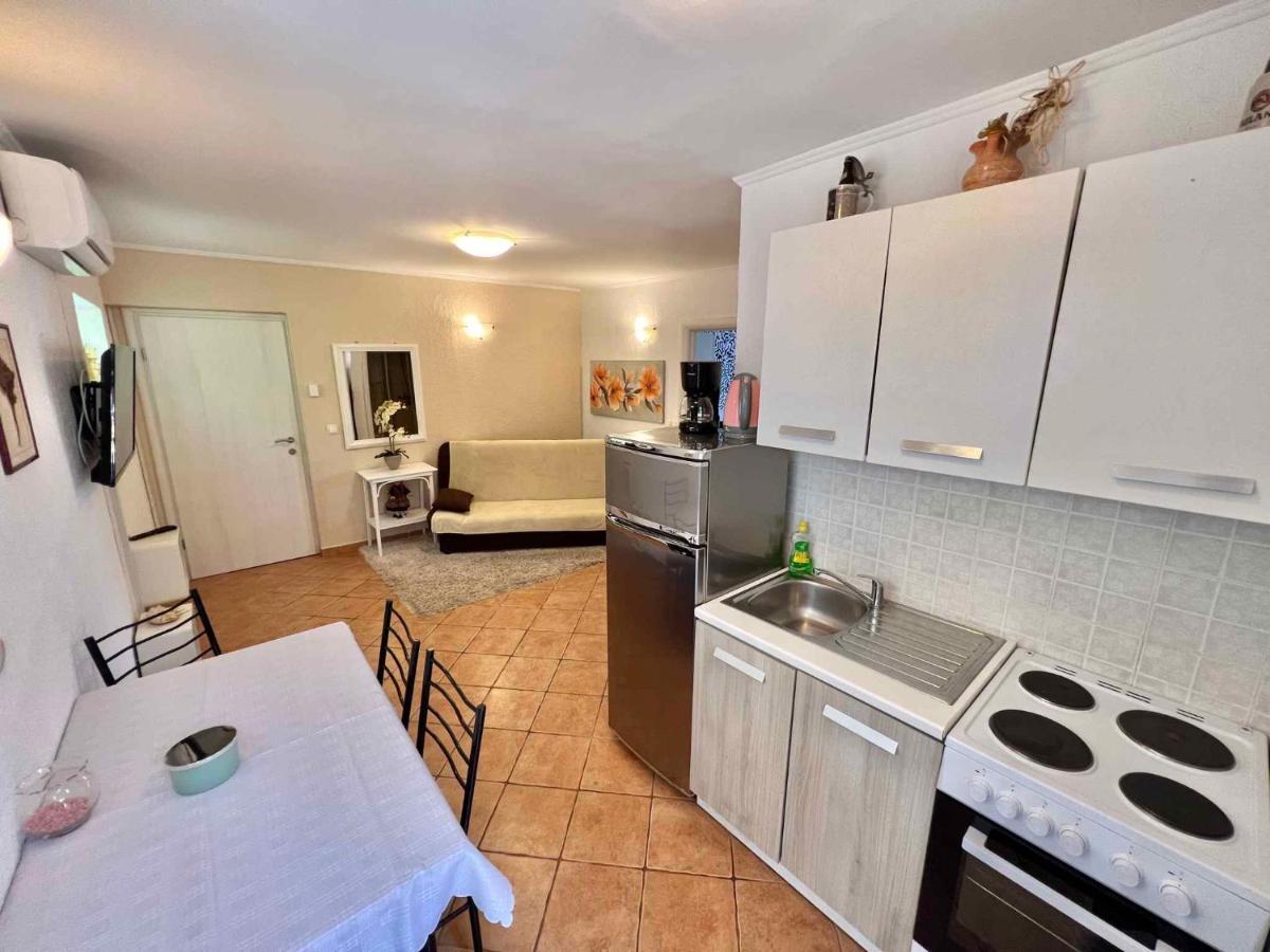 Apartments In Dramalj 45034 Luaran gambar